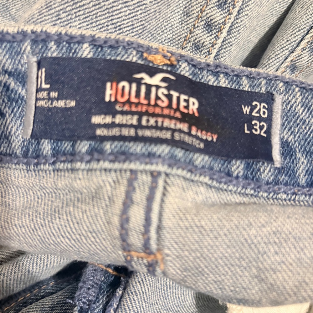 Hollister High-Rise Extreme Baggy Distressed Light Wash Jeans W26 L32 - Picture 7 of 16